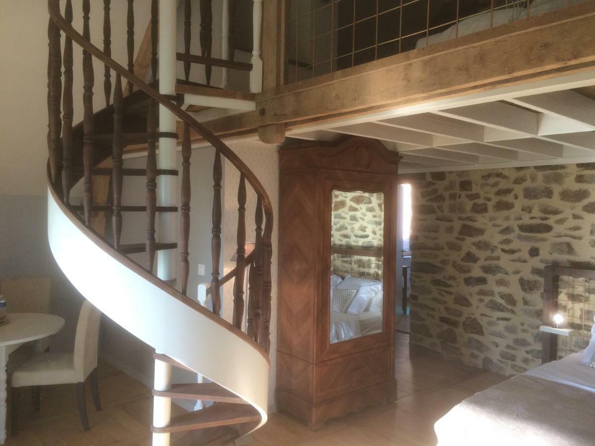 La Chambre Montbrault Fleurigné Esterno foto